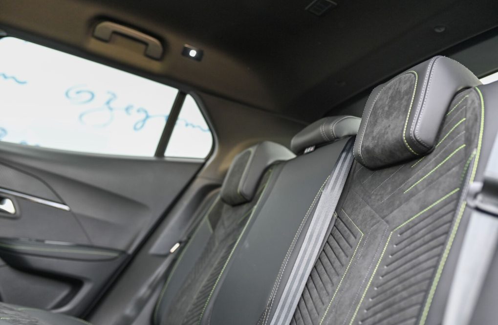 FzUzmdFBPM_fss