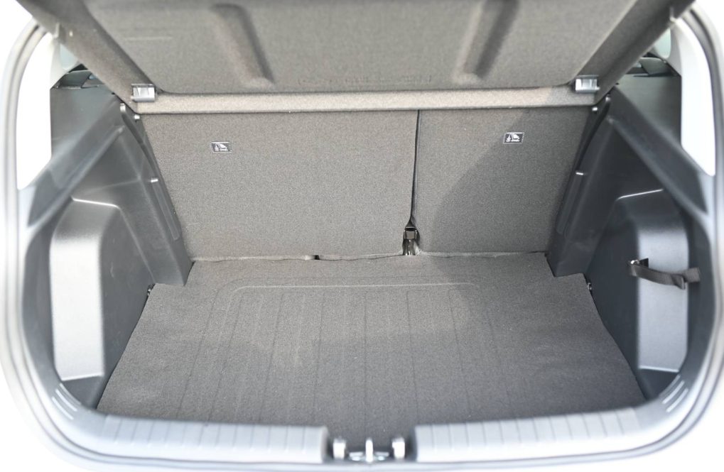 Hyundai-Bayon-10-T-GDI-Family-7DCT-MY26-12