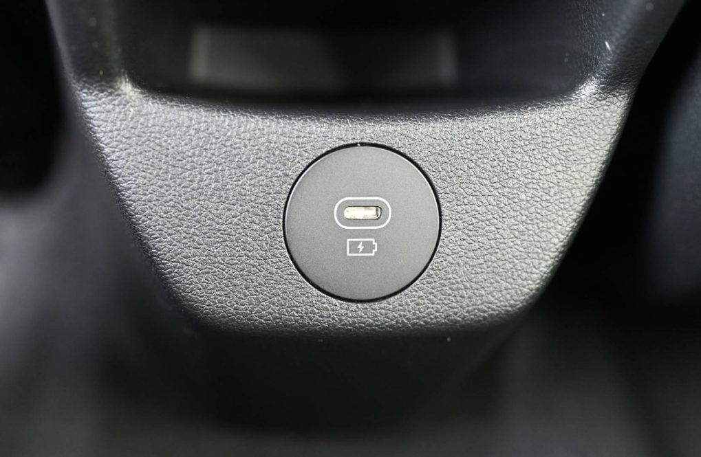 Hyundai-Bayon-10-T-GDI-Family-7DCT-MY26-21