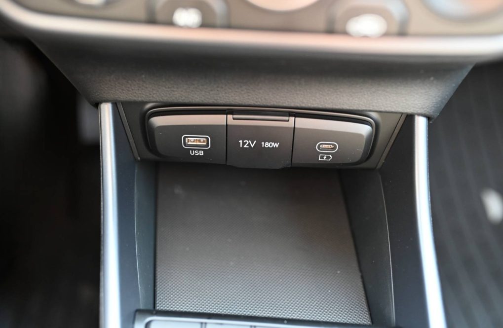 Hyundai-Bayon-10-T-GDi-Comfort-7DCT-MY2025-26