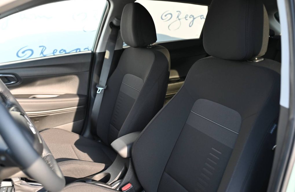 Hyundai-Bayon-10-T-GDi-Family-7DCT-MY2026-28