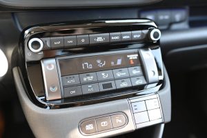 Hyundai-Inster-49kWh-Family-17