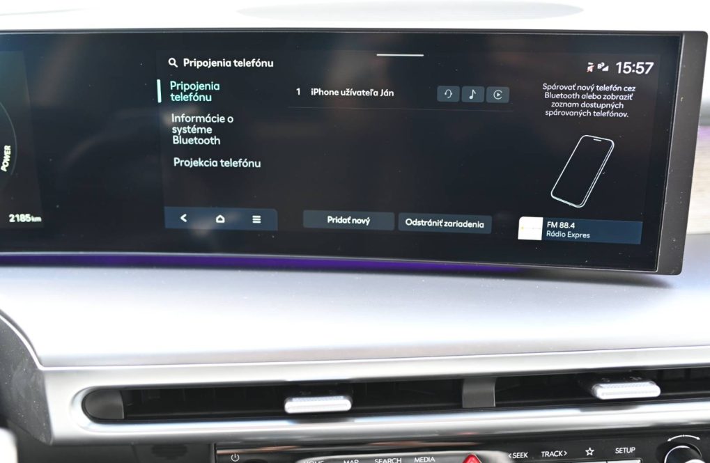 Hyundai-Ioniq-9-34