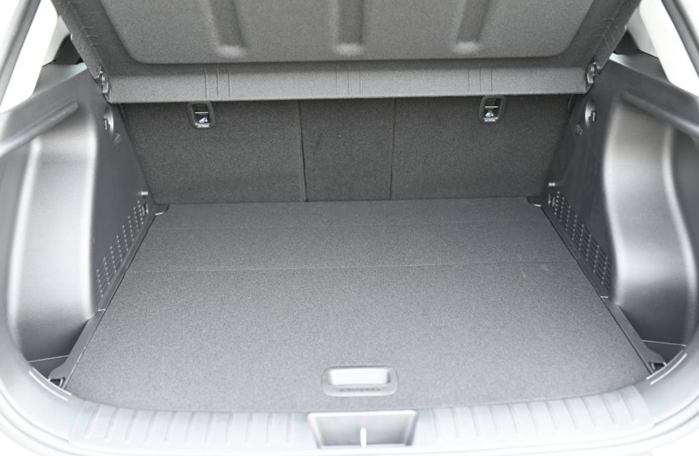 Hyundai-Kona-10T-GDi-Comfort-MY25-35