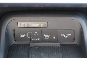 Hyundai-Kona-16-T-GDi-Family-AT-12