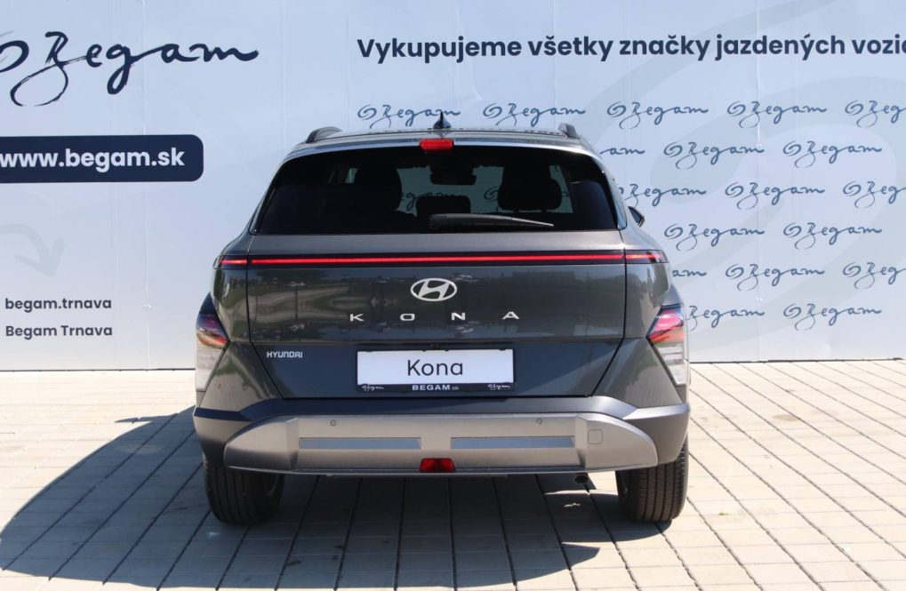 Hyundai-Kona-16-T-GDi-Family-AT-5