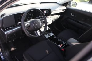 Hyundai-Kona-16-T-GDi-Family-AT-7