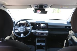 Hyundai-Kona-16-T-GDi-Family-AT-8