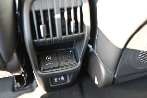 Hyundai-Kona-EV-Style-648kWh-150kW-MY26-16