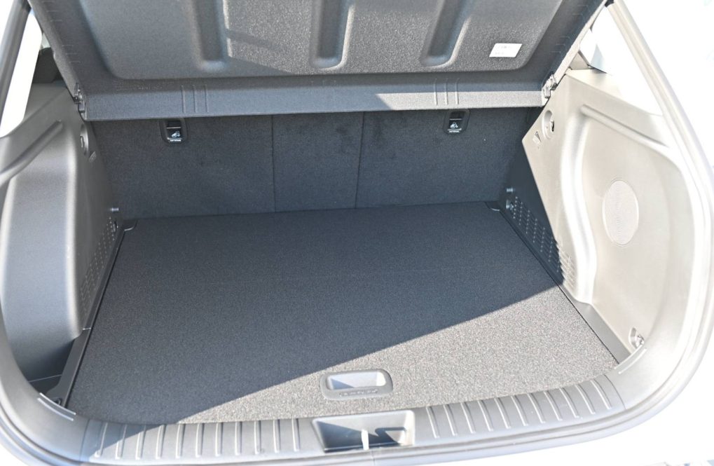 Hyundai-Kona-EV-Style-648kWh-150kW-MY26-8