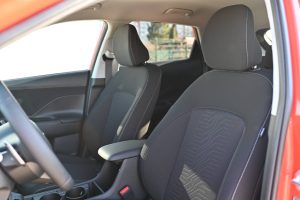 Hyundai-Kona-HEV-Family-AT-22