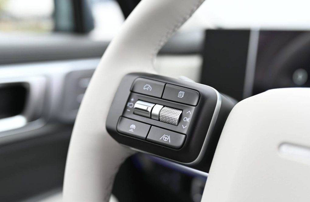 Hyundai-Santa-Fe-MX5-5S-16T-PHEV-PREMIUM-MY25-23