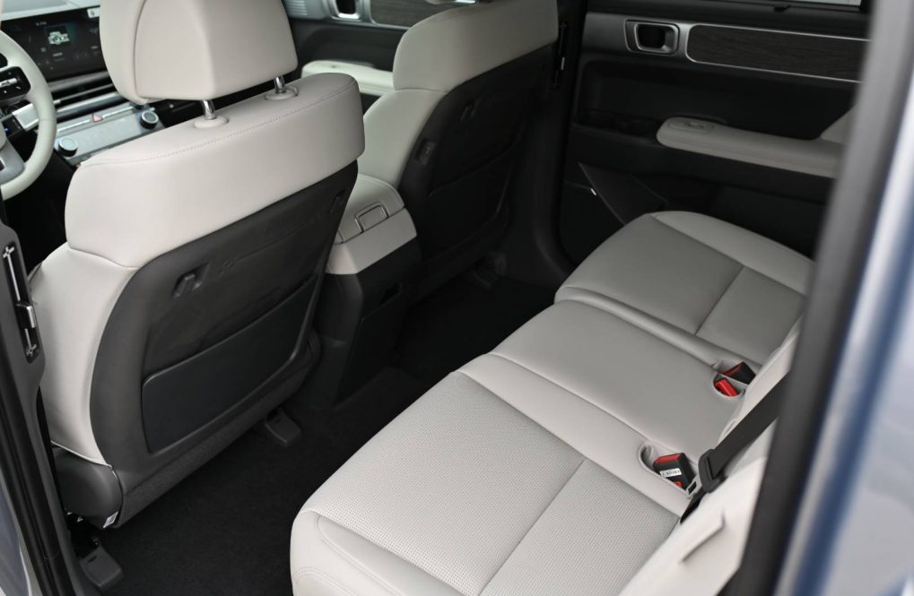 Hyundai-Santa-Fe-MX5-5S-16T-PHEV-PREMIUM-MY25-29