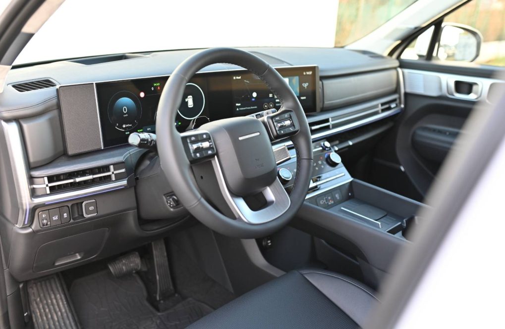 Hyundai-Santa-Fe-PREMIUM-5S-4X4-16T-GDi-HEV-MY2025-12