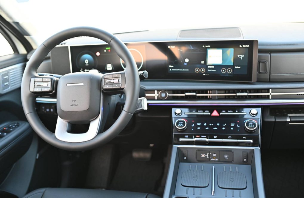 Hyundai-Santa-Fe-PREMIUM-5S-4X4-16T-GDi-HEV-MY2025-15