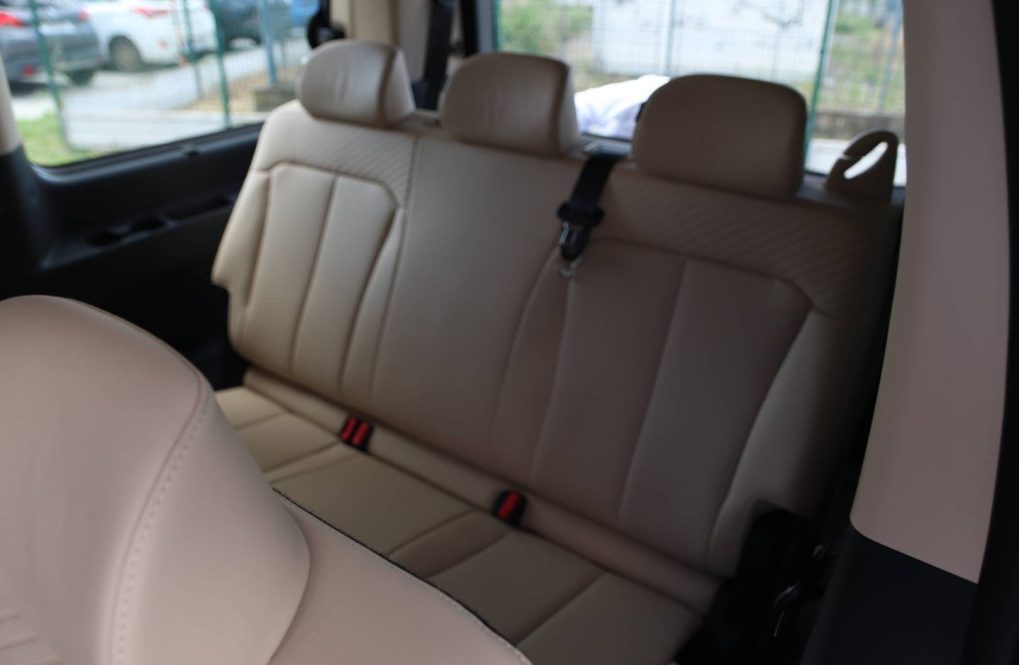 Hyundai-Staria-16T-GDi-HEV-Premium-9S-4x2-6AT-14