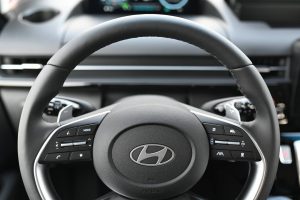 Hyundai-Staria-16T-GDi-HEV-Premium-9S-4x2-6AT-17