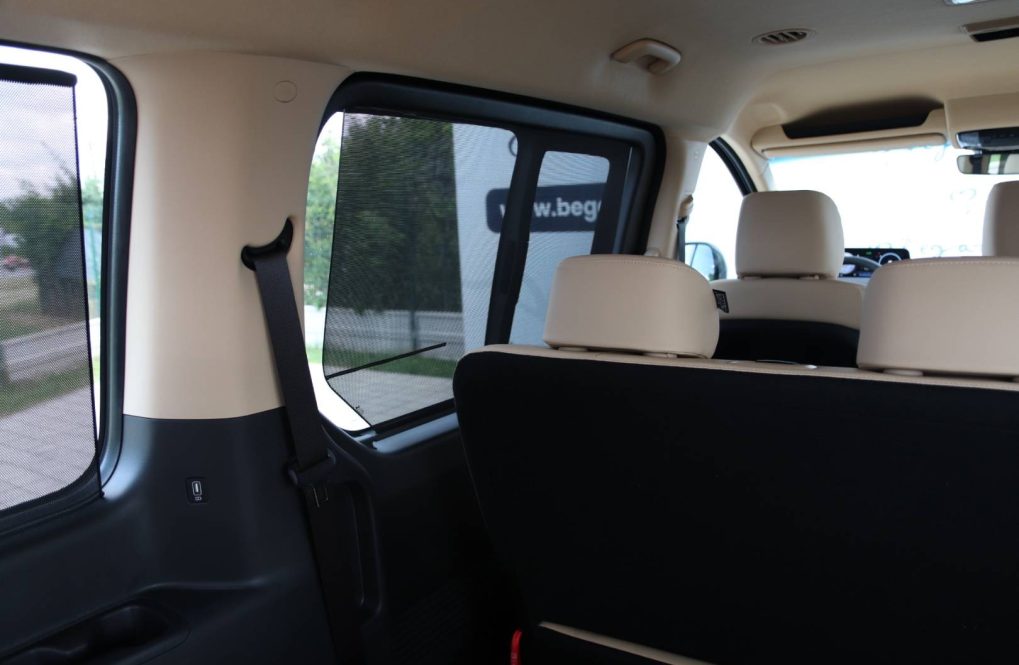 Hyundai-Staria-16T-GDi-HEV-Premium-9S-4x2-6AT-18