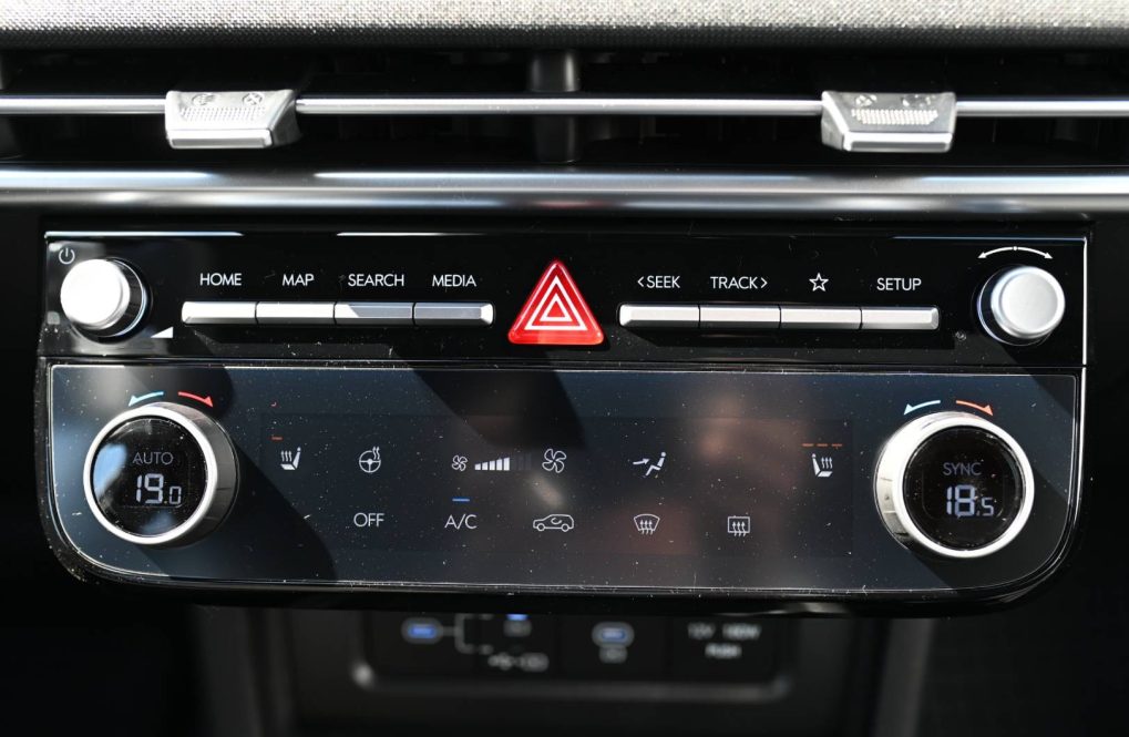 Hyundai-Tucson-NX4-Black-Line-16T-GDi-110kW-7DCT-MY26-31