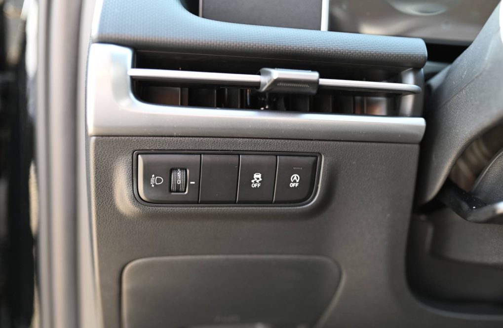 Hyundai-Tucson-NX4-Comfort-16T-GDi-110kW-6MT-MY2027-25