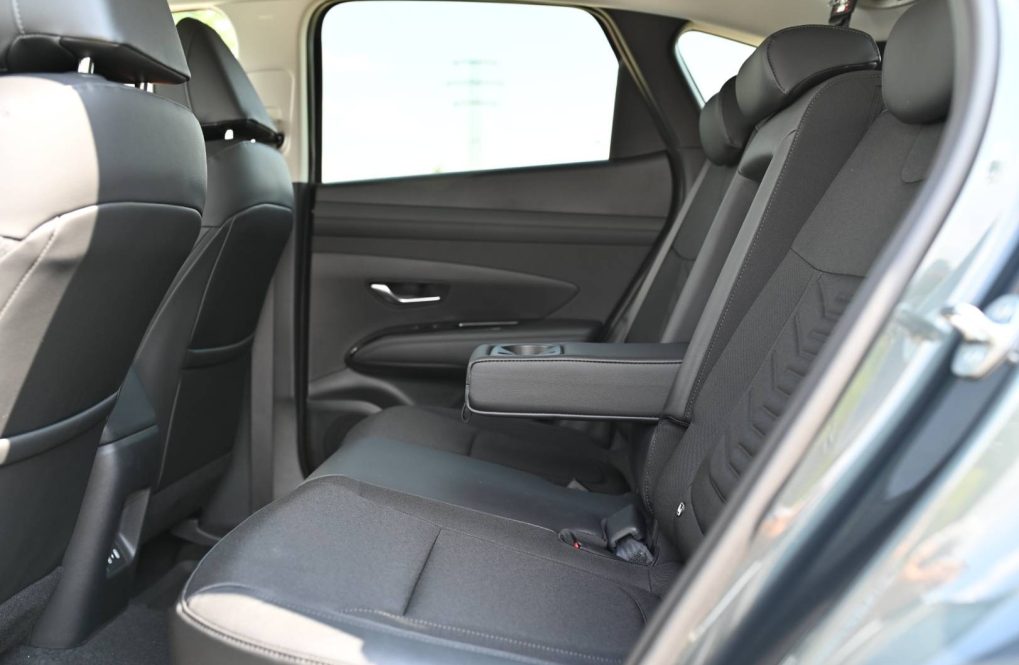 Hyundai-Tucson-NX4-Style-PHEV-16-T-GDi-185kW-6AT-MY2025-22