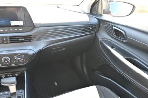 Hyundai-i20-10-T-GDi-Comfort-AT-11