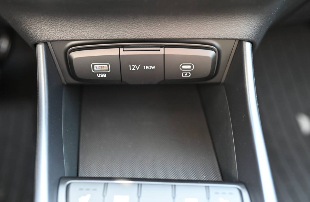 Hyundai-i20-10-T-GDi-Comfort-AT-22