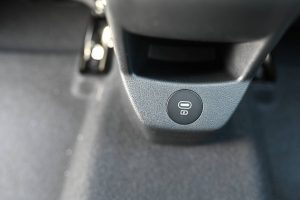 Hyundai-i20-10-T-GDi-Comfort-AT-24