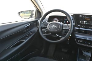 Hyundai-i20-10-T-GDi-Family-AT-16
