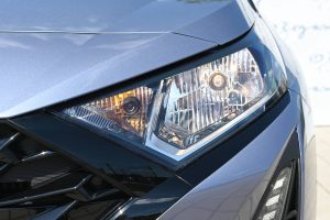 Hyundai-i20-10-T-GDi-Family-AT-2