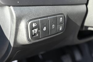 Hyundai-i20-10-T-GDi-Family-AT-25