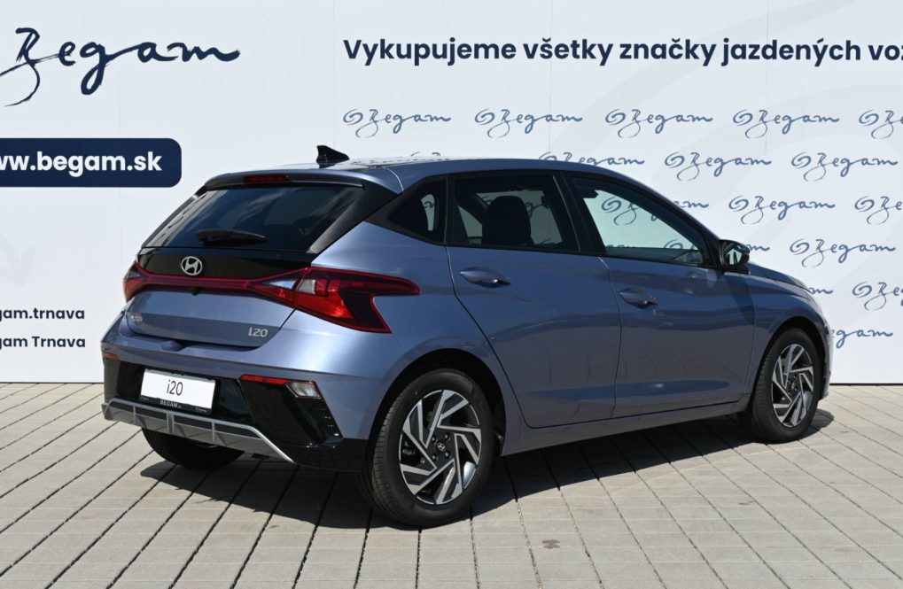Hyundai-i20-10-T-GDi-Family-AT-5