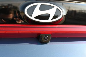 Hyundai-i20-10-T-GDi-Family-AT-9
