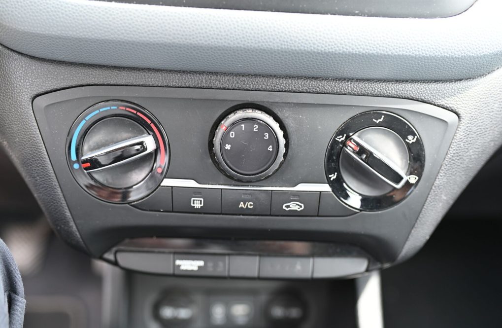 Hyundai-i20-12-552kw-18