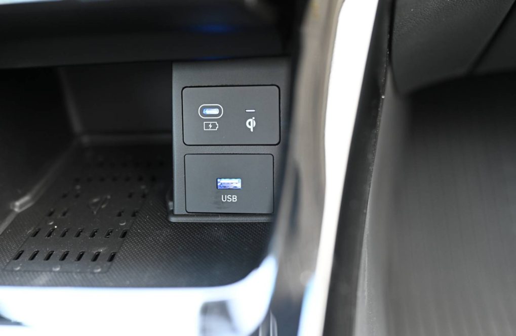 Hyundai-i30-16-T-GDi-FAMILY-7DCT-MY26-34