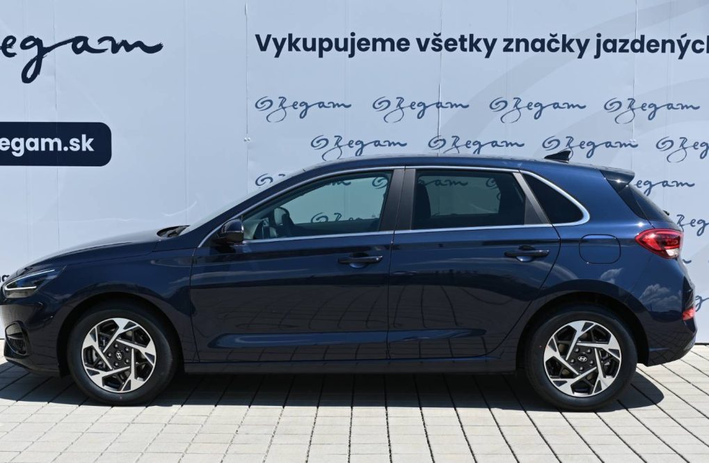 Hyundai-i30-16-T-GDi-FAMILY-7DCT-MY26-4