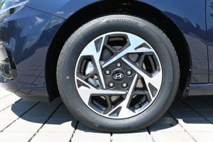 Hyundai-i30-16-T-GDi-FAMILY-7DCT-MY26-5