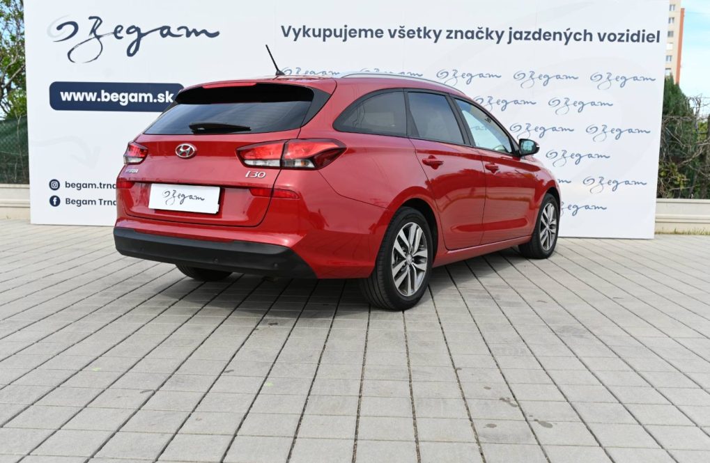 Hyundai-i30-CW-14-T-GDi-Comfort-4