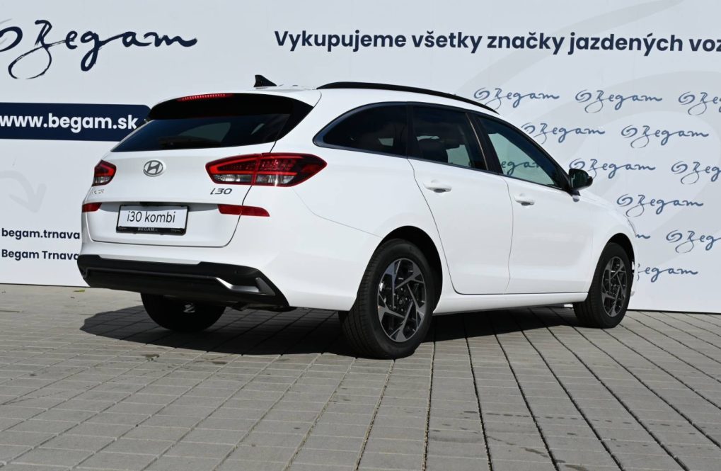 Hyundai-i30-CW-15T-GDi-MHEV-7DCT-FAMILY-MY25-103kW-5