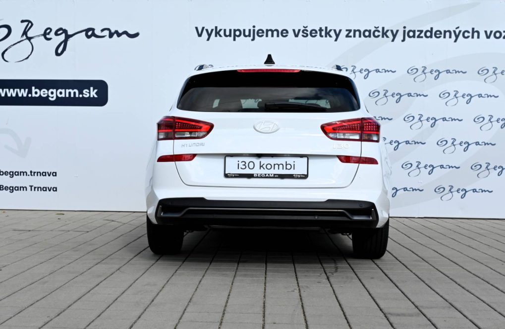 Hyundai-i30-CW-15T-GDi-MHEV-7DCT-FAMILY-MY25-103kW-7