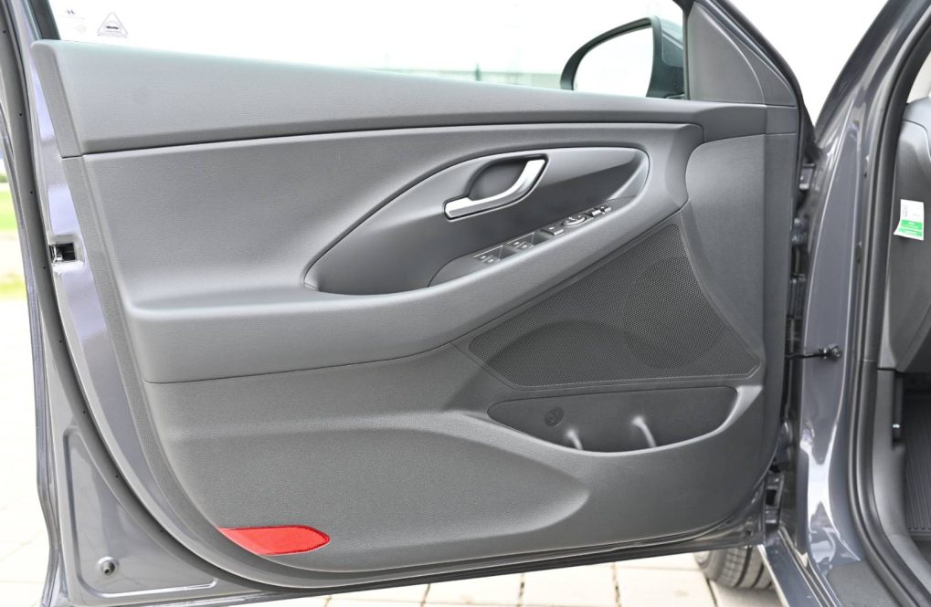 Hyundai-i30-CW-i30WGN-16-T-GDi-FAMILY-7DCT-MY26-9
