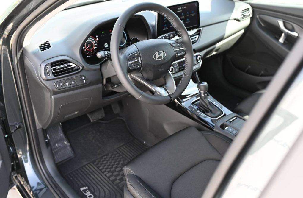 Hyundai-i30-CW-i30WGN-16-T-GDi-STYLE-7DCT-MY26-13