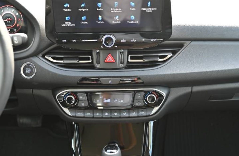 Hyundai-i30-CW-i30WGN-16-T-GDi-STYLE-7DCT-MY26-29