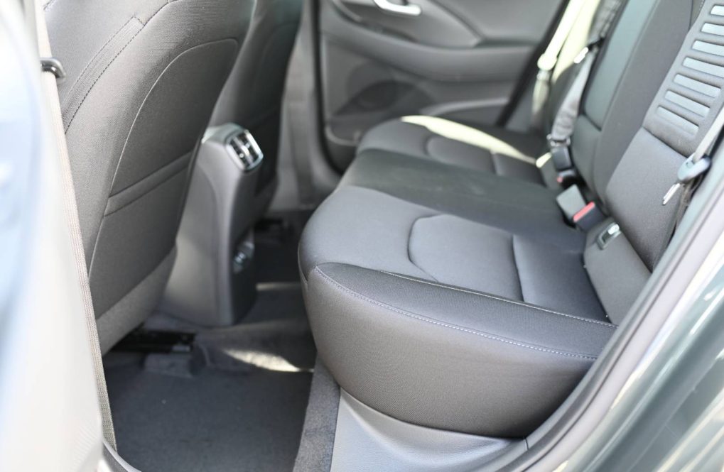 Hyundai-i30-CW-i30WGN-16-T-GDi-STYLE-7DCT-MY26-37