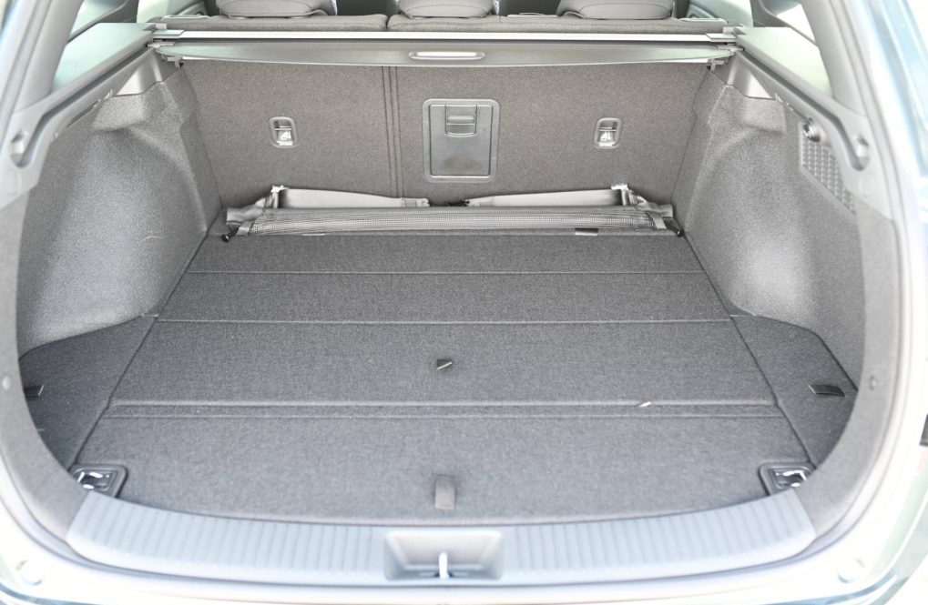 Hyundai-i30-CW-i30WGN-16-T-GDi-STYLE-7DCT-MY26-38