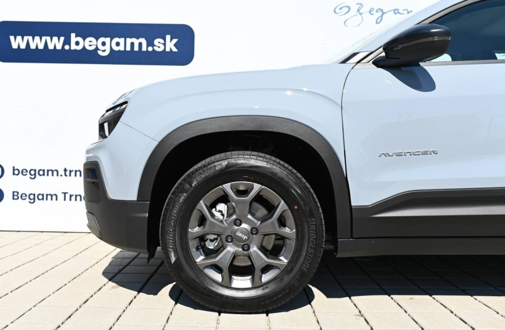Jeep-Avenger-12-GSE-T3-LONGITUDE-6