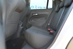 Jeep-Avenger-12-GSE-T3-Longitude-16
