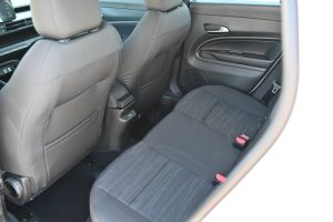Jeep-Avenger-12-GSE-T3-Longitude-17