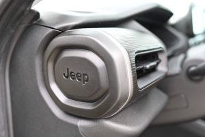 Jeep-Avenger-12-GSE-T3-Longitude-27