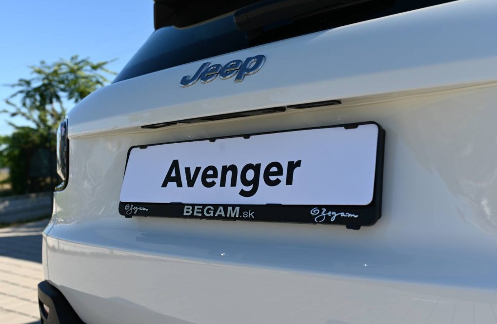 Jeep-Avenger-12-GSE-T3-Longitude-8